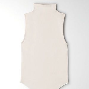 Aritzia Babaton White Seamless Sleeveless Bodysuit
